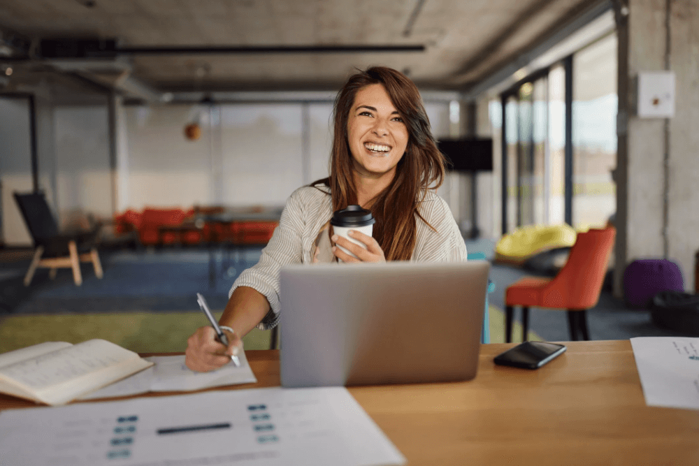 benefits of sms in insurance