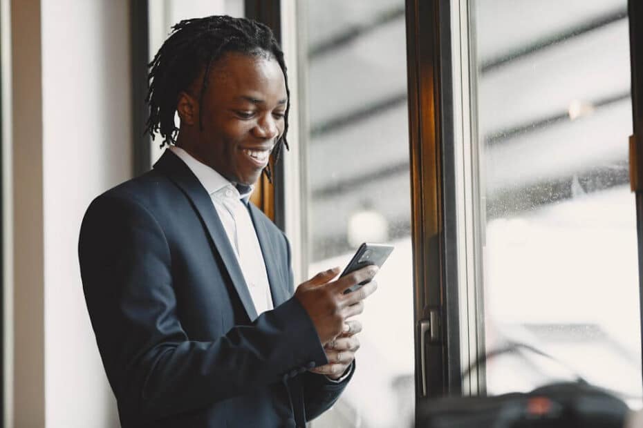 a-summer-guide-to-using-sms-for-b2b-marketing