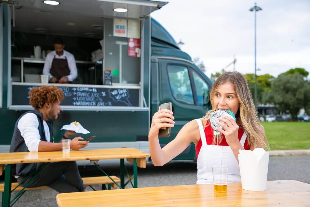 how-to-build-a-food-truck-sms-list
