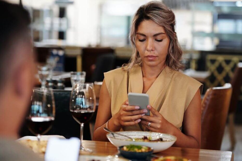 top-8-restaurant-chains-winning-with-sms-marketing